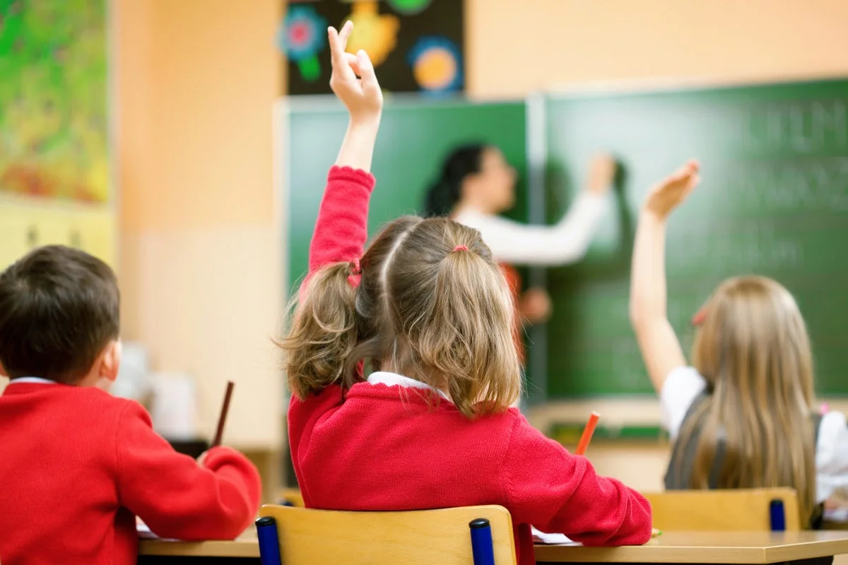 Private school charging up to £14,990 per term announces sudden closure during October holidays